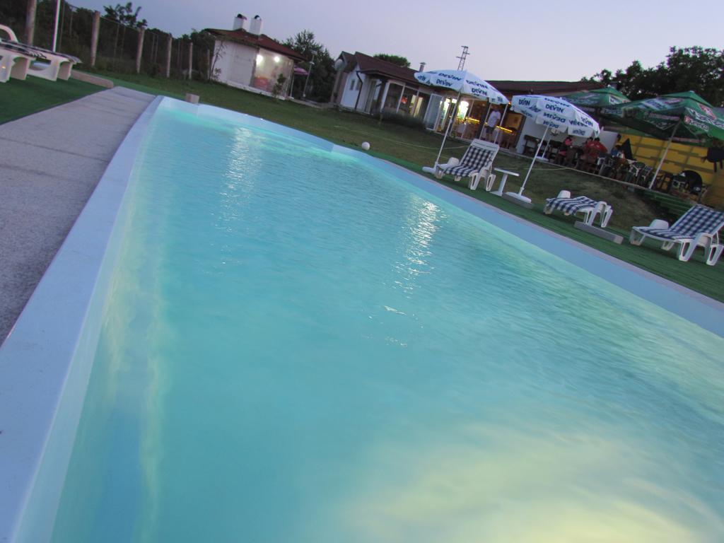 Villas And Bungalows Panorama 체르노모레츠 외부 사진